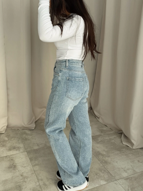 Jeansy – Efekt Bubble Denim